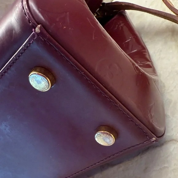 Louis Vuitton Authentic Vernis Brea Handbag with COA - Picture 9 of 15